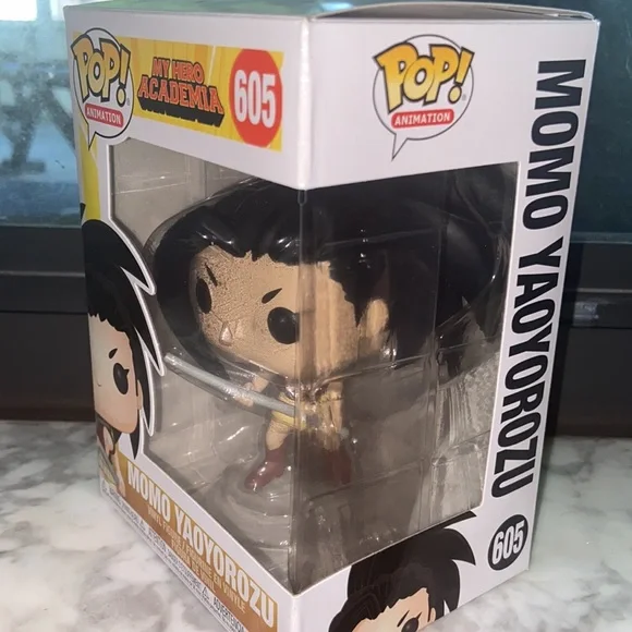 Funko POP! Momo Yaoyorozu My hero academia figure - Picture 3 of 3